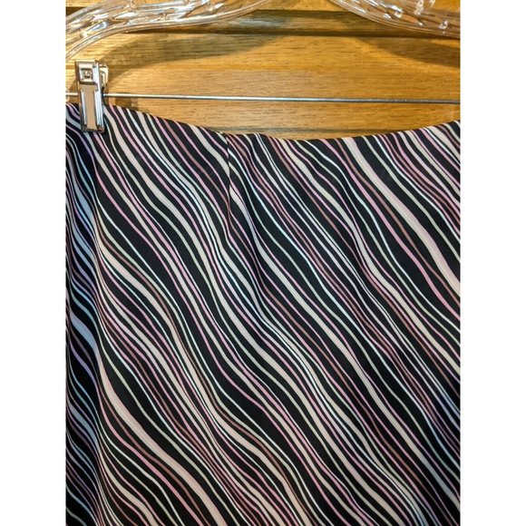 Worthington Size 20W Skirt Black Pink Striped Lined Modest - Picture 4 of 6